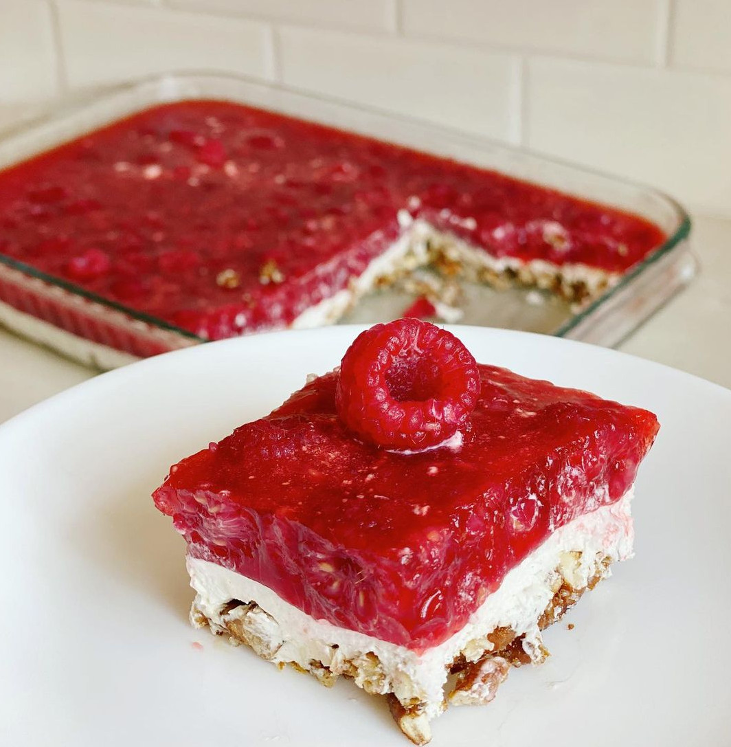 Raspberry Pretzel Jello Salad Tried and True Moms